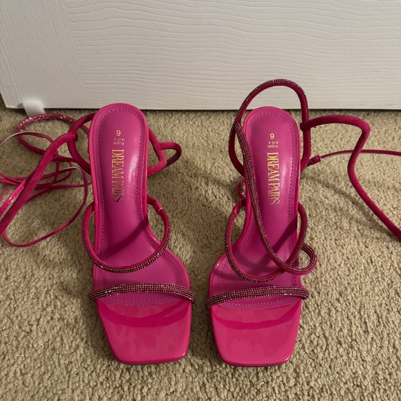 Dream Pairs heels - Picture 1 of 1